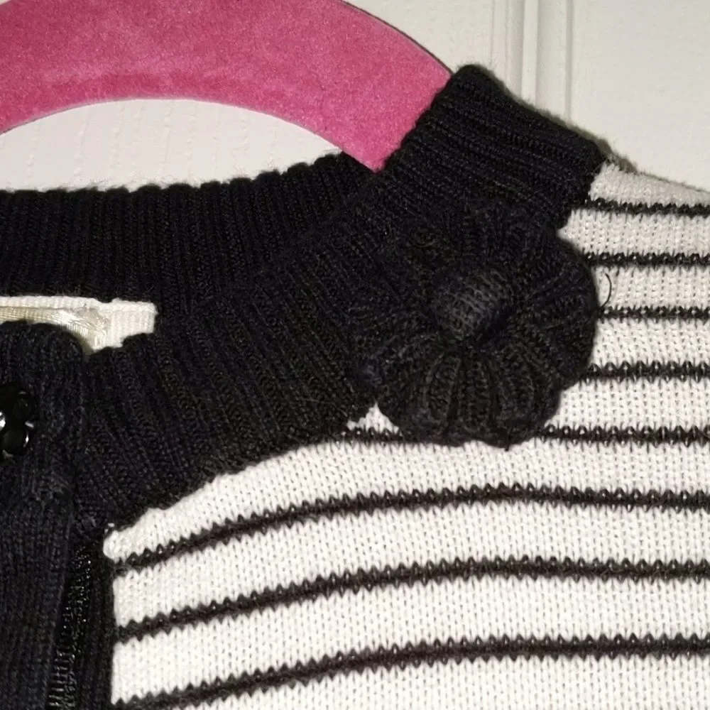 Children's Place black white cardigan Sz S 5/6